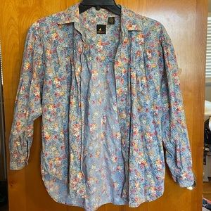 LizSport Flower Patterned Button Down